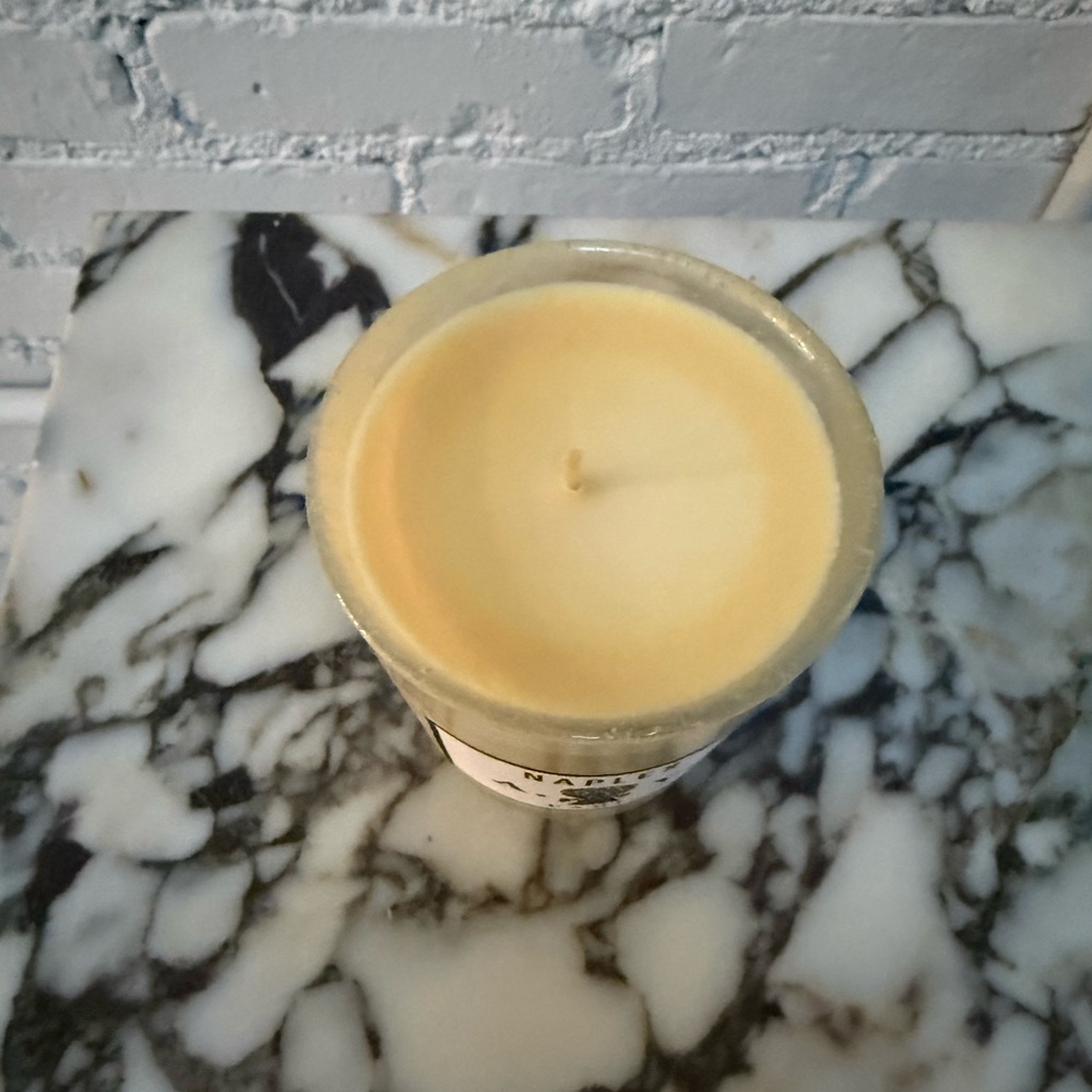 Naples Cream Candle - Picture 4 of 4
